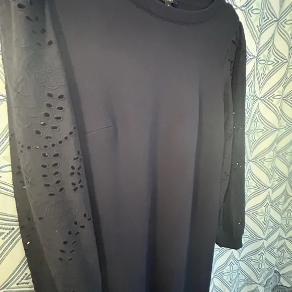 NWOT Talbots Navy Blue BEAUTIFUL Sheath Dress, Eyelet Detail Long Sleeves - Picture 5 of 14